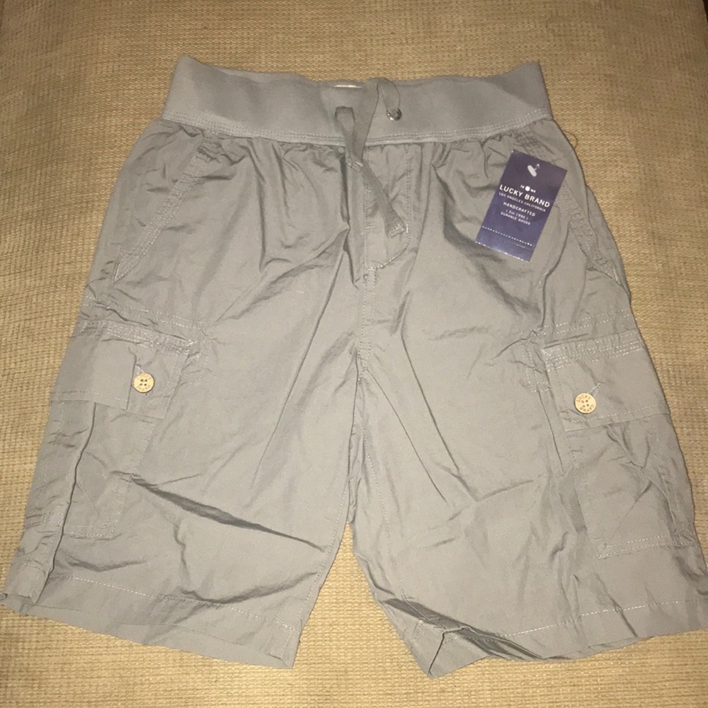 Boys Lucky Brand Charcoal Cargo Shorts Small NWT